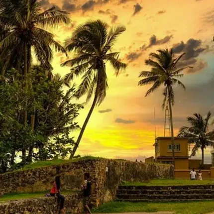 Galle Fort Sunset : Discover Paradise: 3 Days in Sri Lanka - Exclusive Year-End Offer!